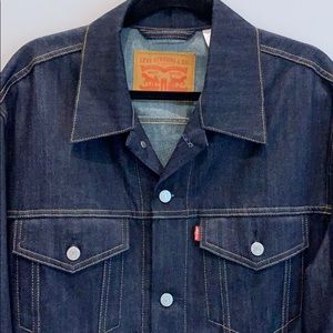 Levi’s Trucker Jacket